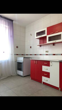 
   Продам 1-комнатную, 44.3 м², Макаренко ул, 6/19

. Фото 2.