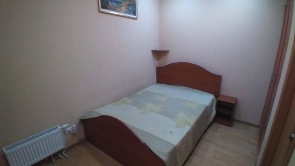 
   Продам 2-комнатную, 65 м², Кирпичная ул, 3

. Фото 10.