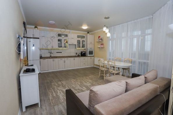 
   Продам 3-комнатную, 93.3 м², Старокубанская ул, 2/23к2

. Фото 2.