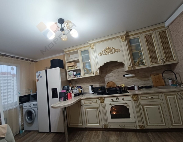 
   Продам 2-комнатную, 60.5 м², Черкасская ул, 133

. Фото 1.