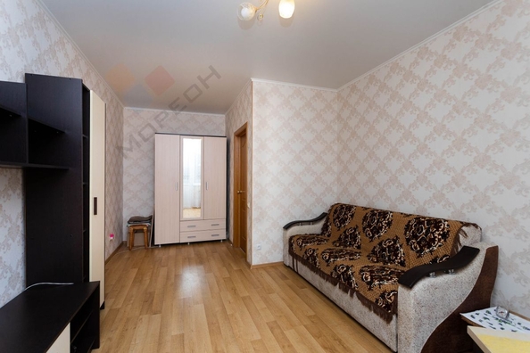 
   Продам 1-комнатную, 35.6 м², Сахалинская ул, 10к2

. Фото 6.