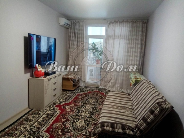 
   Продам 1-комнатную, 37.1 м², Олега Анофриева ул, 1к6

. Фото 2.