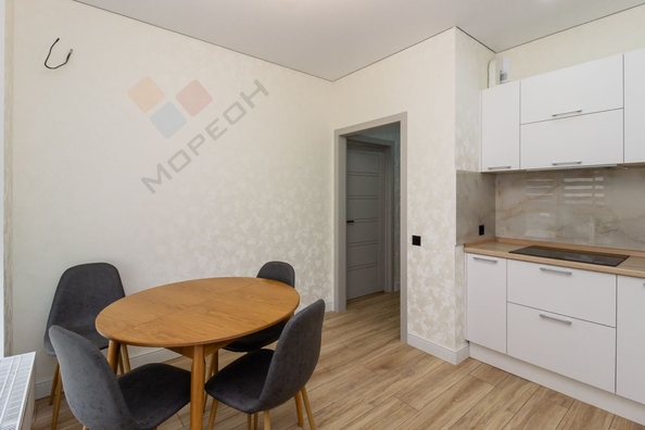 
   Продам 1-комнатную, 38 м², Обрывная ул, 132/1к4

. Фото 10.