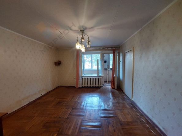 
   Продам 3-комнатную, 59.7 м², Симферопольская ул, 40

. Фото 4.