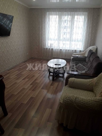 
   Продам 2-комнатную, 57 м², Героев-Разведчиков ул, 8 к4

. Фото 1.