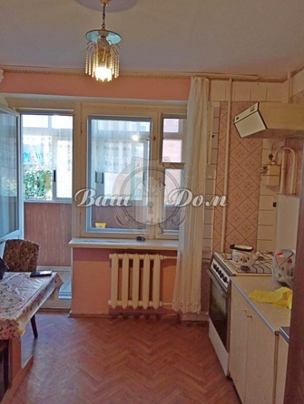 
   Продам 3-комнатную, 65.1 м², Короленко ул, 6

. Фото 1.