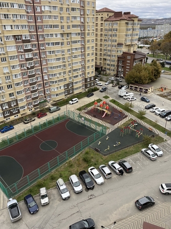 
   Продам 1-комнатную, 38 м², Лазурная ул, 10к1

. Фото 10.