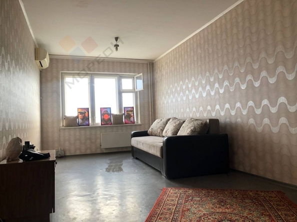 
   Продам 1-комнатную, 39.9 м², Уральская ул, 111/1

. Фото 3.