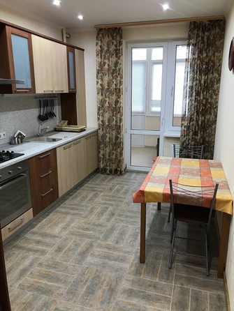 
   Продам 1-комнатную, 52 м², Колхозная ул, д 11

. Фото 1.