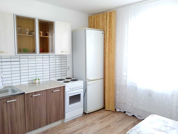 
   Продам 1-комнатную, 44 м², Супсехское ш, 26к10

. Фото 2.