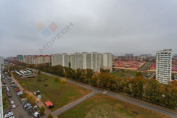 
   Продам 1-комнатную, 37.9 м², Черкасская ул, 60/1

. Фото 12.