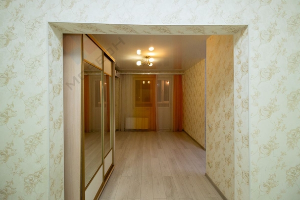 
   Продам 1-комнатную, 34.8 м², Селезнева ул, 4/10

. Фото 9.