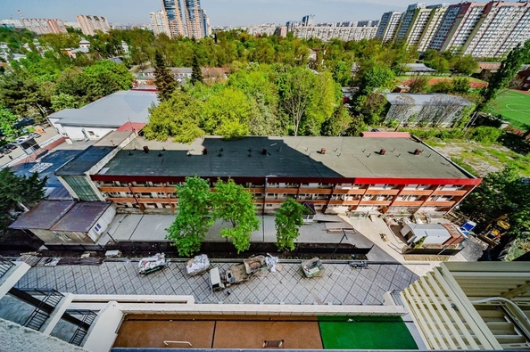 
   Продам 2-комнатную, 73.6 м², 40-летия Победы ул, 33Г

. Фото 15.