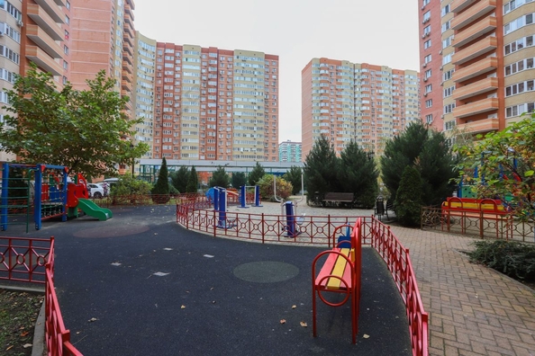 
   Продам 3-комнатную, 77.2 м², Героя Сарабеева В.И. ул, 5к2

. Фото 25.