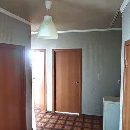 
   Продам 3-комнатную, 71.4 м², 40-летия Победы ул, 133

. Фото 1.