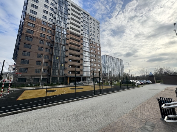 
   Продам 2-комнатную, 57 м², Анапское ш, 18к2

. Фото 17.