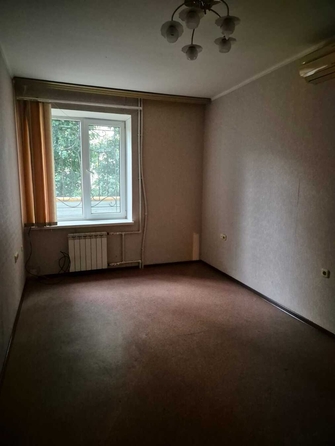 
   Продам 2-комнатную, 65 м², Терская ул, 40

. Фото 4.