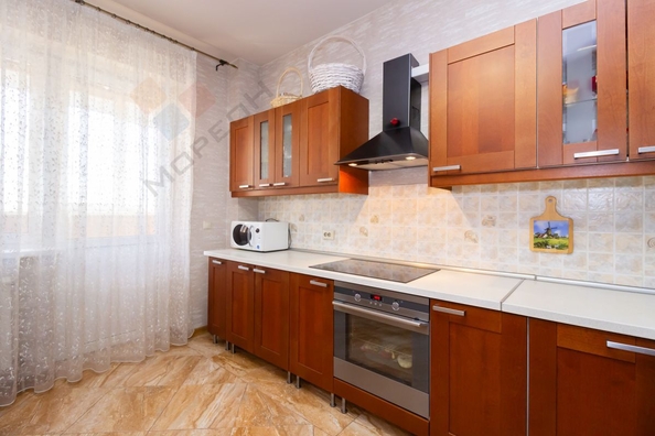 
   Продам 1-комнатную, 53 м², Думенко ул, 21/1

. Фото 8.