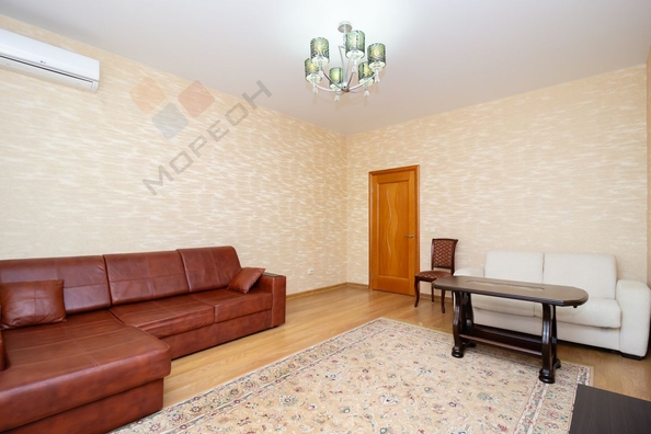 
   Продам 1-комнатную, 53 м², Думенко ул, 21/1

. Фото 15.