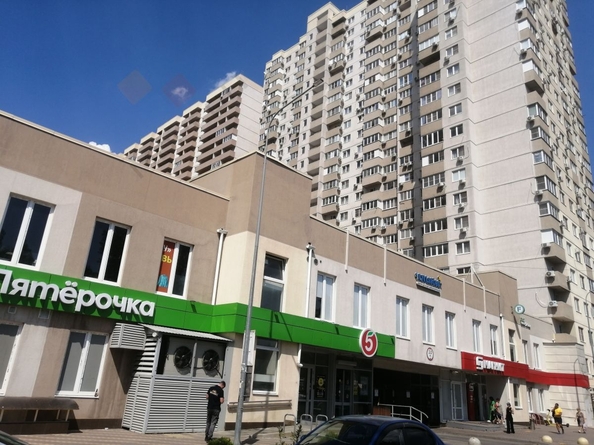 
   Продам 2-комнатную, 51.5 м², Магистральная ул, 11

. Фото 11.