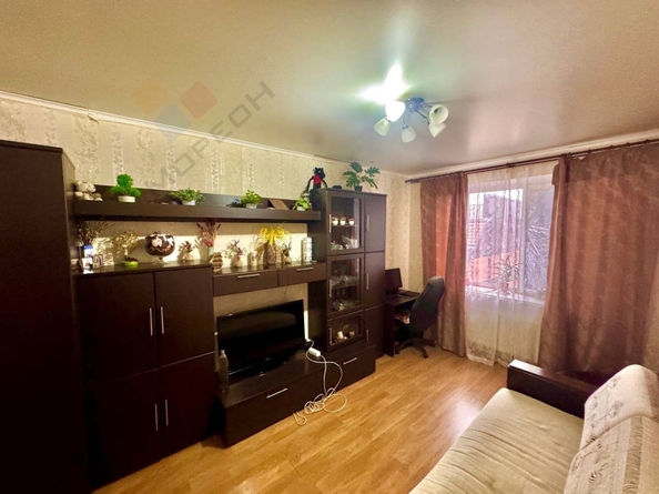 
   Продам 2-комнатную, 54.1 м², Ангарская ул, 2/5

. Фото 5.