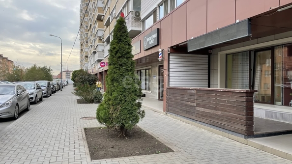 
   Продам торговое помещение, 46 м², Московская ул, 144к.2

. Фото 6.