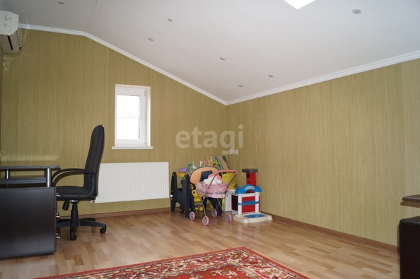 
   Продам дом, 237 м², Краснодар

. Фото 1.