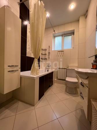 
   Продам дом, 252 м², Краснодар

. Фото 9.