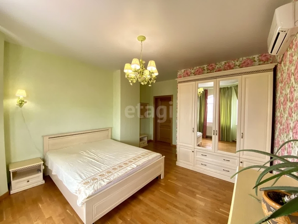 
   Продам дом, 212 м², Краснодар

. Фото 28.