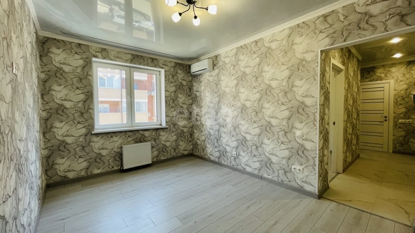 
   Продам 2-комнатную, 38 м², Тургенева ул, 33/3  16

. Фото 1.