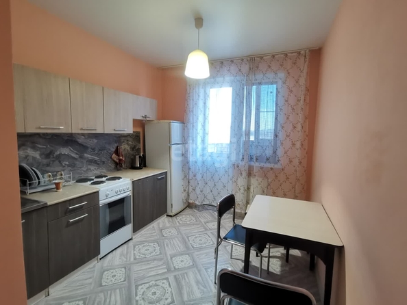 
   Продам 1-комнатную, 30 м², Западный Обход ул, 42/2

. Фото 1.