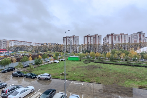 
   Продам 2-комнатную, 59.2 м², Домбайская ул, 10/2

. Фото 25.