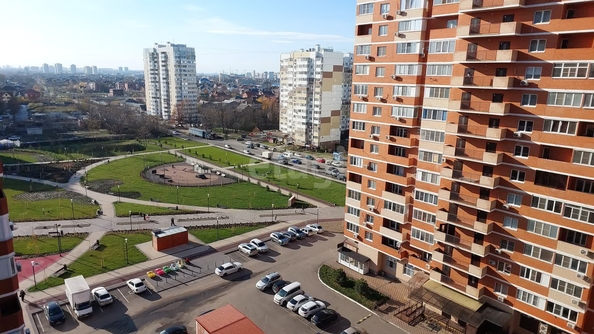 
   Продам 1-комнатную, 41.9 м², 5-я Дорожная ул, 68/2

. Фото 25.