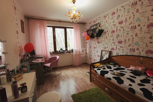 
   Продам 3-комнатную, 68.4 м², Симферопольская ул, 18

. Фото 5.