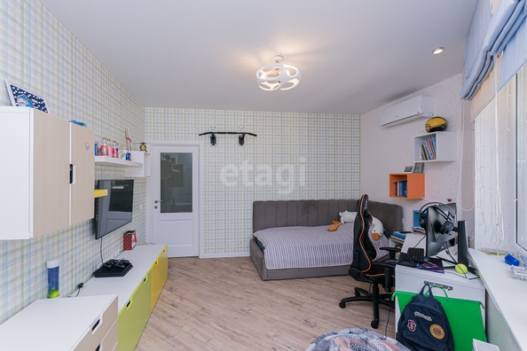 
   Продам 3-комнатную, 105.5 м², Клары Лучко б-р, 14/1

. Фото 26.