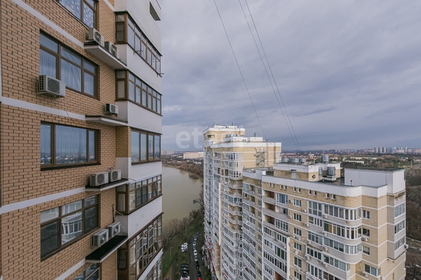 
   Продам 3-комнатную, 105.5 м², Клары Лучко б-р, 14/1

. Фото 42.