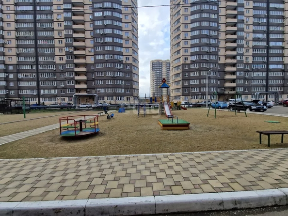 
   Продам 2-комнатную, 53.9 м², Московская ул, 129

. Фото 17.