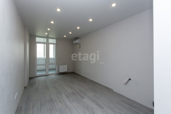 
   Продам 2-комнатную, 80 м², Любимово мкр, 18

. Фото 1.