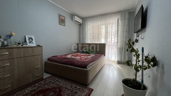 
   Продам 1-комнатную, 32.7 м², Домбайская ул, 3

. Фото 1.