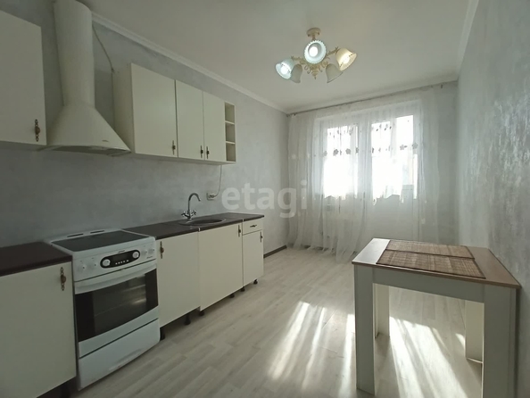 
   Продам 1-комнатную, 32.9 м², Сергиевская ул, 10/1  1

. Фото 4.