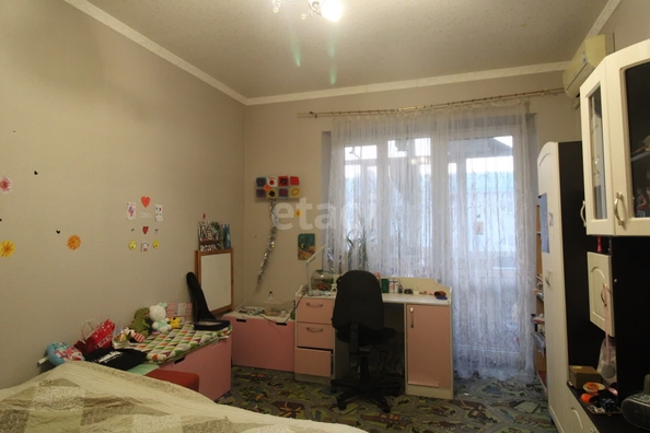 
   Продам 4-комнатную, 156 м², Черкасская ул, 83

. Фото 18.