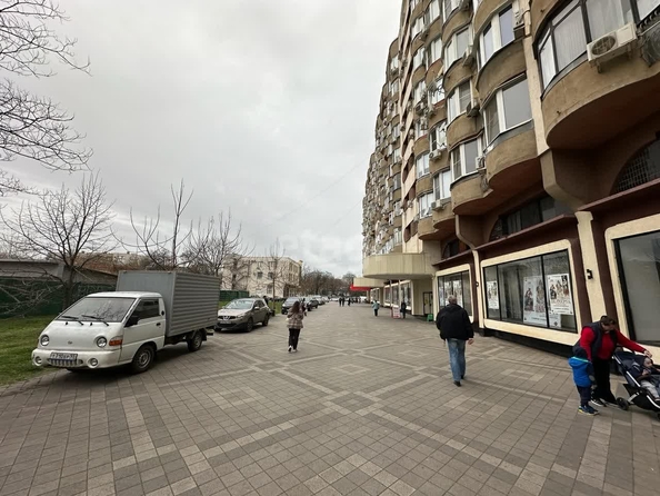 
   Продам 3-комнатную, 81.9 м², Рашпилевская ул, 32

. Фото 27.