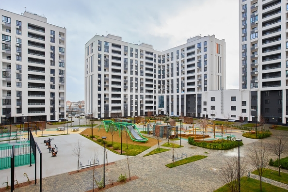 
   Продам 2-комнатную, 52.7 м², Питерская ул, 40/1

. Фото 11.