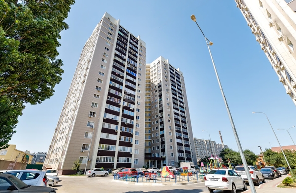 
   Продам 2-комнатную, 56.2 м², Конгрессная ул, 19

. Фото 33.