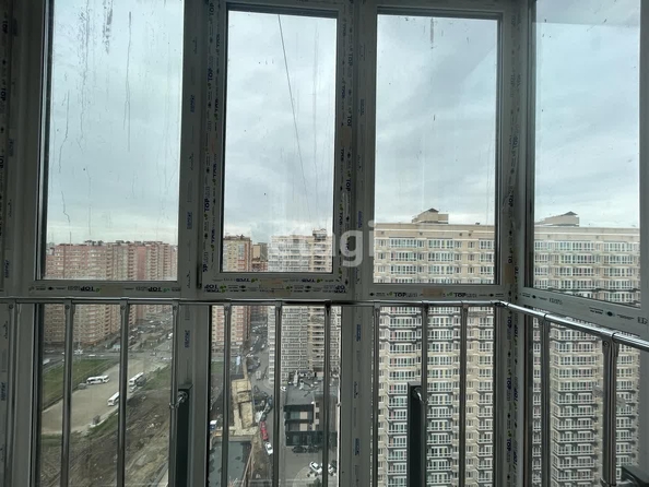 
   Продам 1-комнатную, 35.5 м², Героя Георгия Бочарникова ул, 2

. Фото 8.