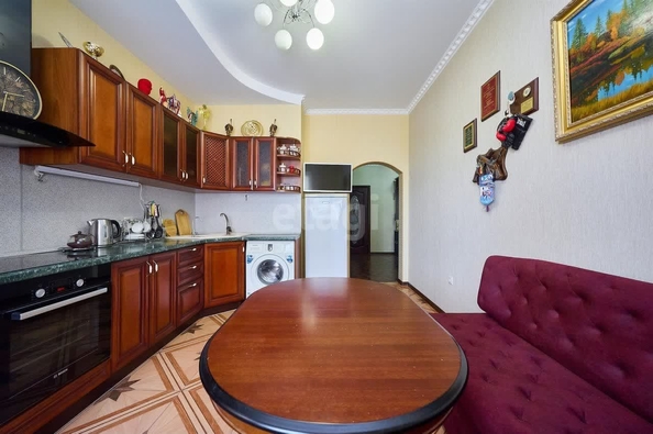 
   Продам 2-комнатную, 74.6 м², Кожевенная ул, 42/1

. Фото 7.