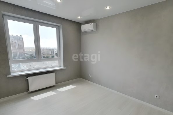 
   Продам 2-комнатную, 57.8 м², Конгрессная ул, 41/1

. Фото 1.