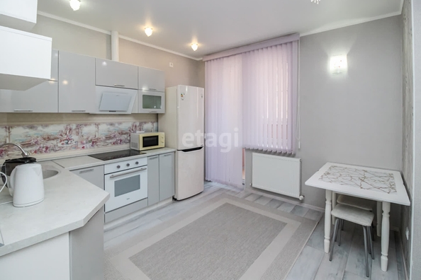 
   Продам 1-комнатную, 38.5 м², Восточно-Кругликовская ул, 42/3  1

. Фото 1.