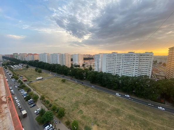 
   Продам 1-комнатную, 37.8 м², Черкасская ул, 60

. Фото 11.