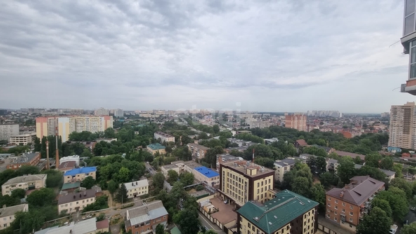 
   Продам 3-комнатную, 82.8 м², Таманская ул, 153/1

. Фото 16.